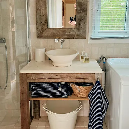 Architect-designed With Sea View * Hommersak