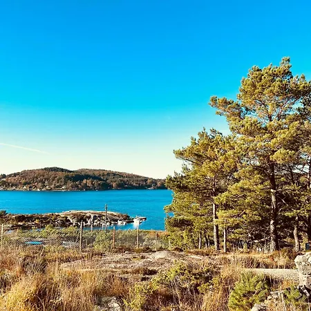 Architect-designed With Sea View *