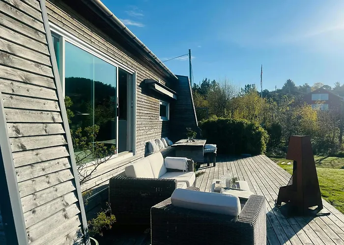 Architect-designed With Sea View Dom wakacyjny *