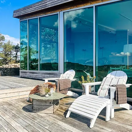 Architect-designed With Sea View Hommersåk